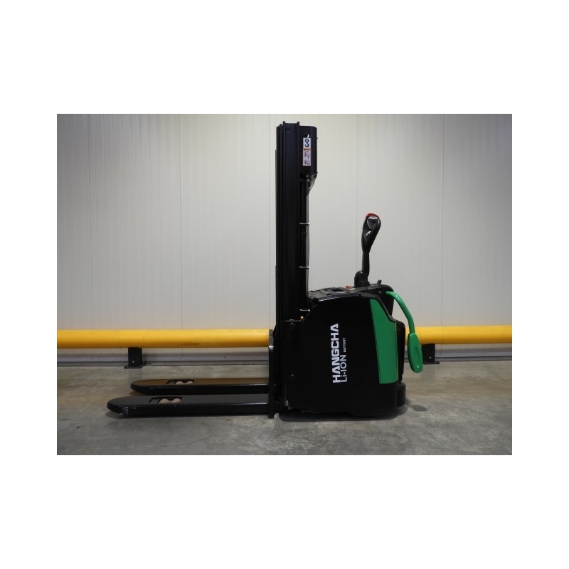 NEUWERTH Logistics SA - Hangcha - CDD16-AC1S-L-I - Gerbeur électrique