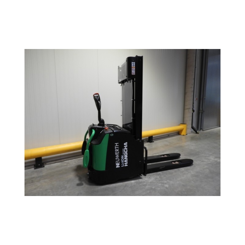 NEUWERTH Logistics SA - Hangcha - CDD16-AC1S-L-I - Gerbeur électrique