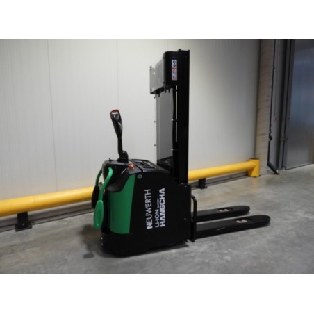 NEUWERTH Logistics SA - Hangcha - CDD16-AC1S-L-I - Gerbeur électrique