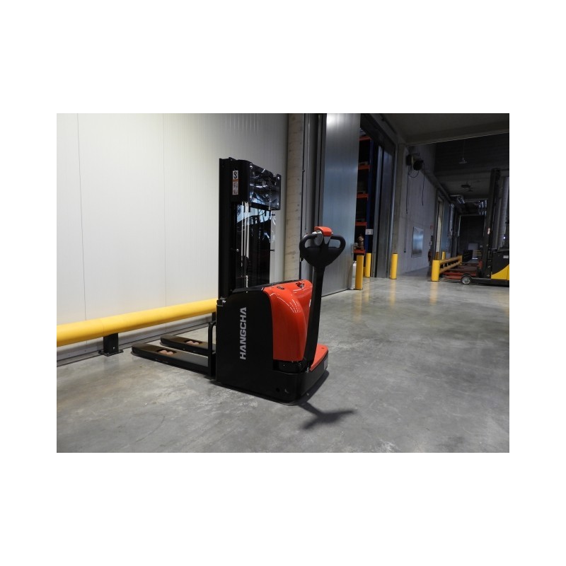 NEUWERTH Logistics SA - Hangcha - CDD12-AZ3 - Gerbeur électrique