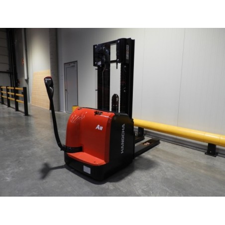 NEUWERTH Logistics SA - Hangcha - CDD12-AZ3 - Gerbeur électrique