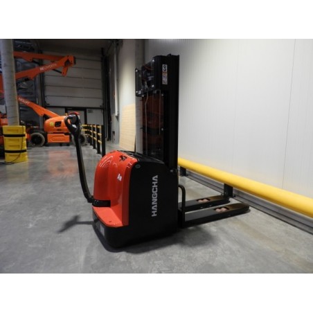 NEUWERTH Logistics SA - Hangcha - CDD12-AZ3 - Gerbeur électrique