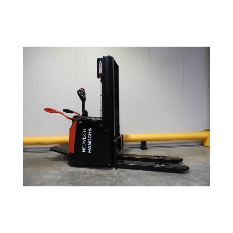 NEUWERTH Logistics SA - Hangcha - CDD16-AZ3S-L - Gerbeur électrique