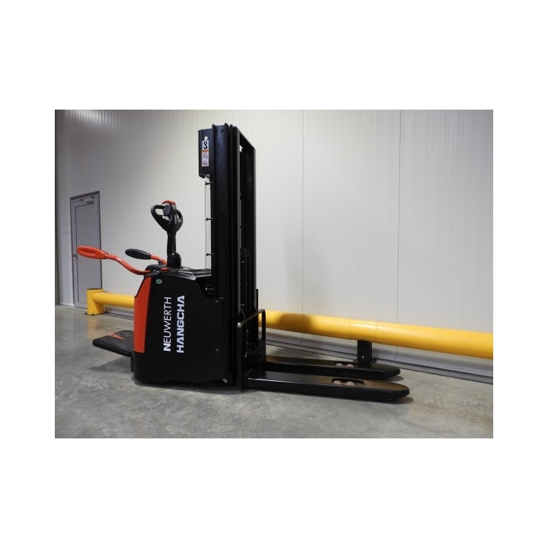 NEUWERTH Logistics SA - Hangcha - CDD16-AZ3S-L - Gerbeur électrique