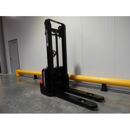 NEUWERTH Logistics SA - Hangcha - CDD12-AMC1-SZ - Gerbeur électrique