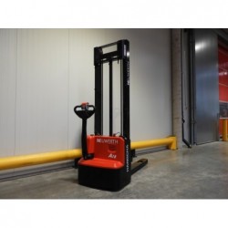 NEUWERTH Logistics SA - Hangcha - CDD12-AMC1-SZ - Gerbeur électrique 2