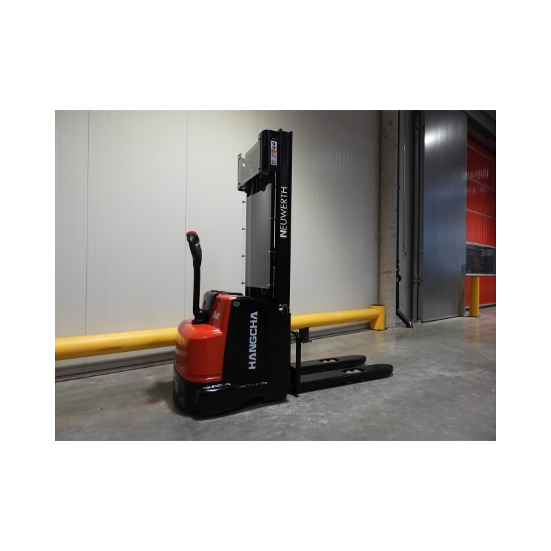 NEUWERTH Logistics SA - Hangcha - CDD12-AEC1 - Gerbeur électrique
