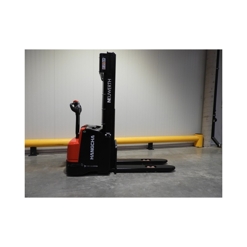 NEUWERTH Logistics SA - Hangcha - CDD12-AEC1 - Gerbeur électrique