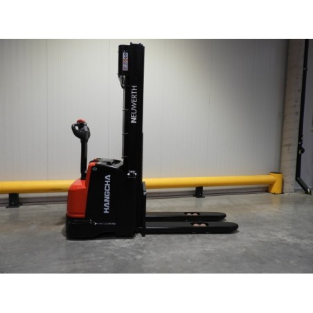 NEUWERTH Logistics SA - Hangcha - CDD12-AEC1 - Gerbeur électrique