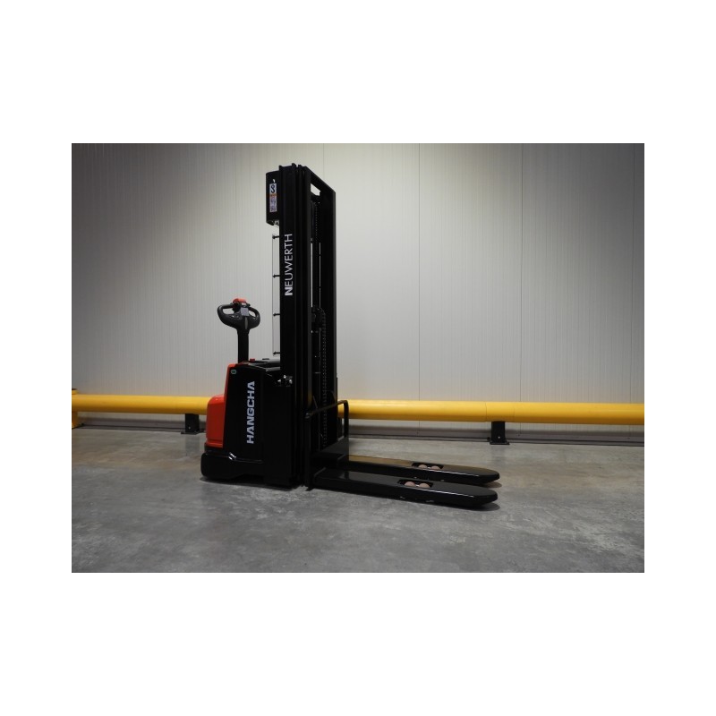 NEUWERTH Logistics SA - Hangcha - CDD12-AEC1 - Gerbeur électrique