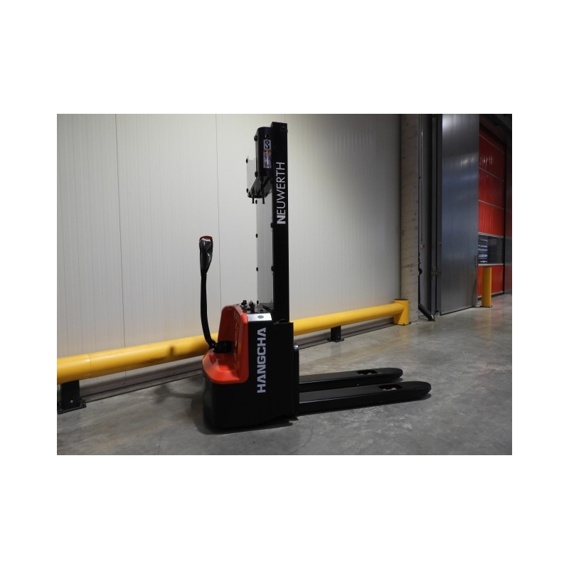 NEUWERTH Logistics SA - Hangcha - CDD12-AMC1-L - Gerbeur électrique