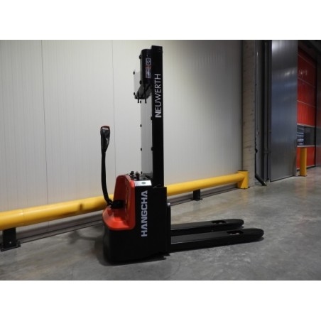 NEUWERTH Logistics SA - Hangcha - CDD12-AMC1-L - Gerbeur électrique
