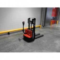 NEUWERTH Logistics SA - Hangcha - CDD10-AMC1-SZ - Gerbeur électrique