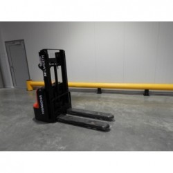 NEUWERTH Logistics SA - Hangcha - CDD10-AMC1-SZ - Gerbeur électrique 2