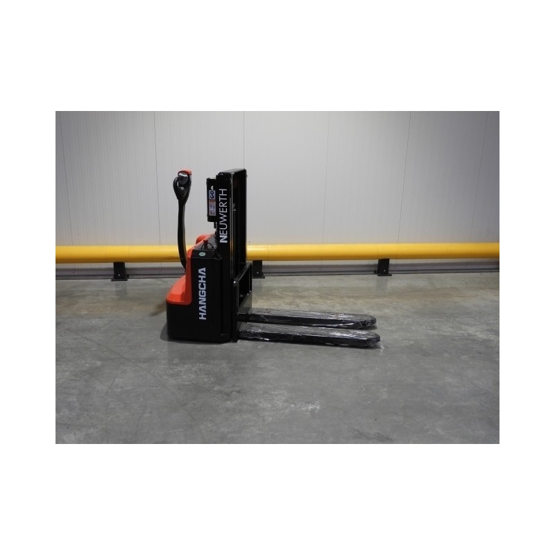 NEUWERTH Logistics SA - Hangcha - CDD10-AMC1-SZ - Gerbeur électrique
