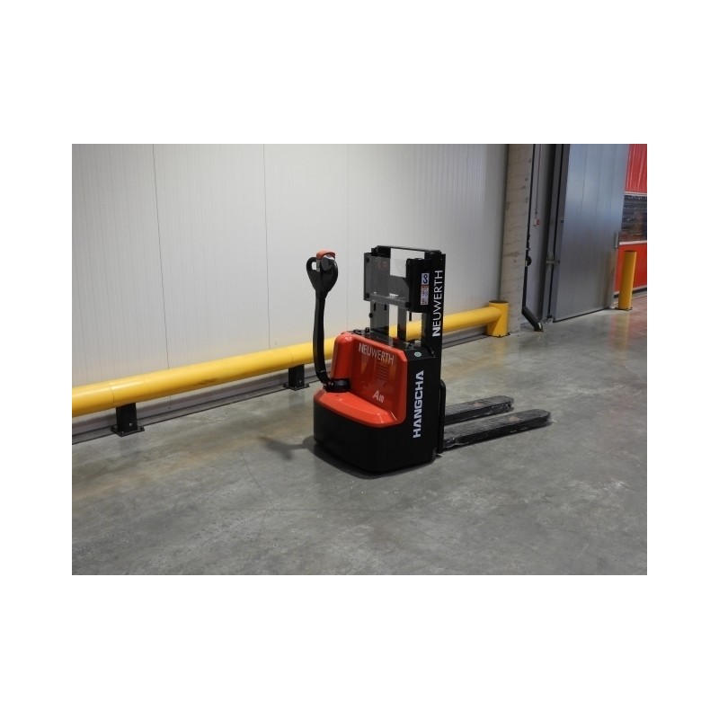 NEUWERTH Logistics SA - Hangcha - CDD10-AMC1-SZ - Gerbeur électrique