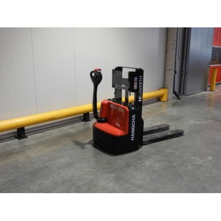 NEUWERTH Logistics SA - Hangcha - CDD10-AMC1-SZ - Gerbeur électrique