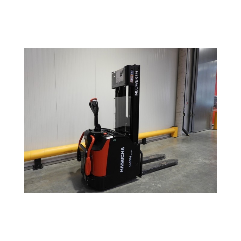 NEUWERTH Logistics SA - Hangcha - CDD16-AC1S-L-I - Gerbeur électrique