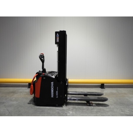 NEUWERTH Logistics SA - Hangcha - CDD16-AC1S-L-I - Gerbeur électrique