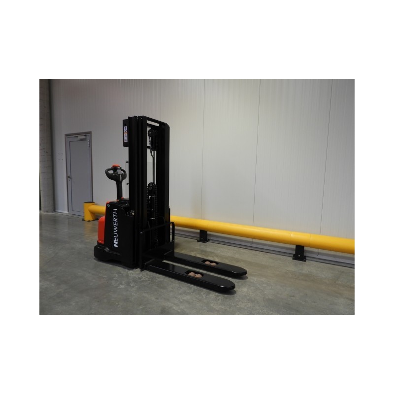 NEUWERTH Logistics SA - Hangcha - CDD12-AEC1 - Gerbeur électrique