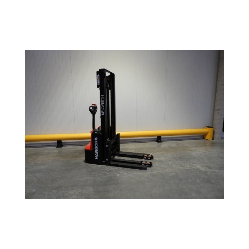 NEUWERTH Logistics SA - Hangcha - CDD10-AMC1-SZ - Gerbeur électrique