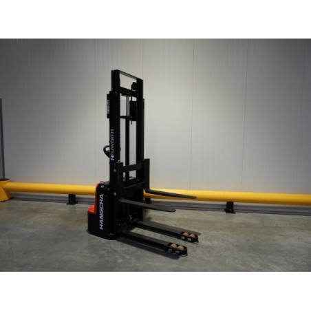 NEUWERTH Logistics SA - Hangcha - CDD10-AMC1-SZ - Gerbeur électrique