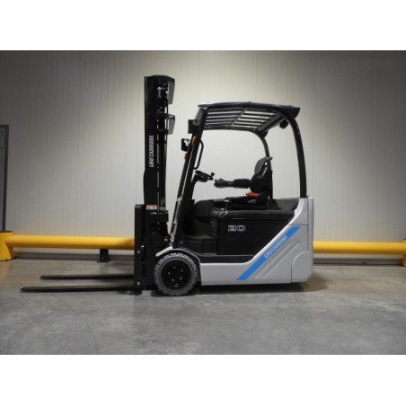 NEUWERTH Logistics SA - Atlet - TX3-20L - Chariot-élévateur électrique