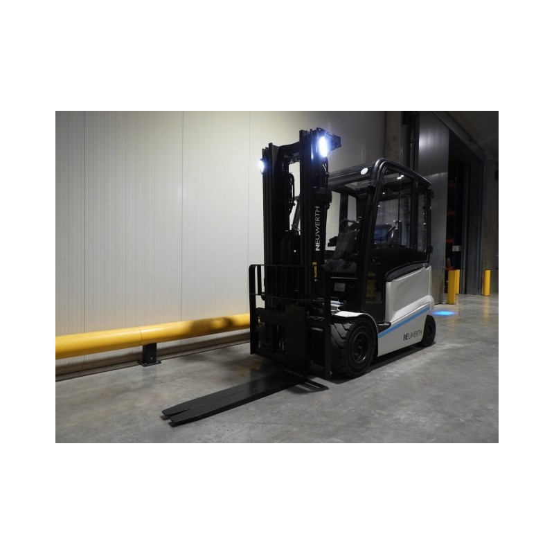 NEUWERTH Logistics SA - Atlet - MX 35L - Chariot-élévateur électrique