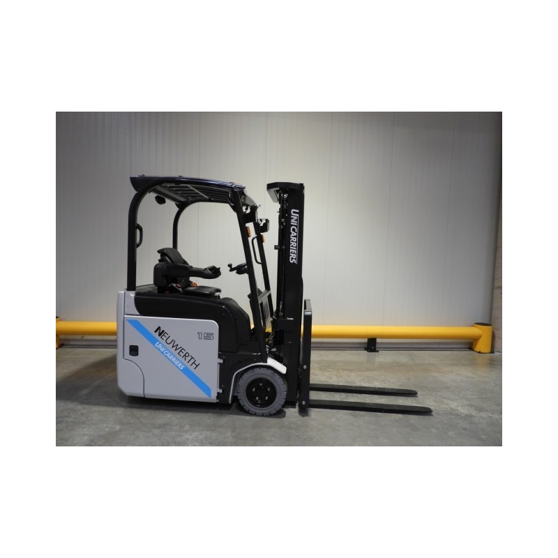 NEUWERTH Logistics SA - Atlet - TX3-15S - Chariot-élévateur électrique