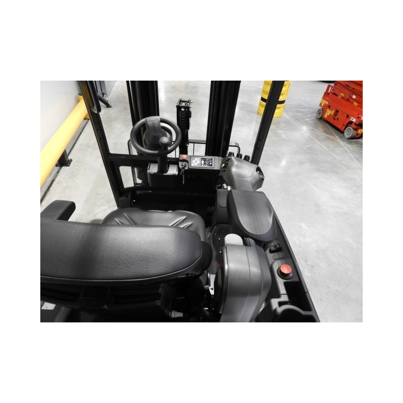 NEUWERTH Logistics SA - Atlet - TX3-15S - Chariot-élévateur électrique