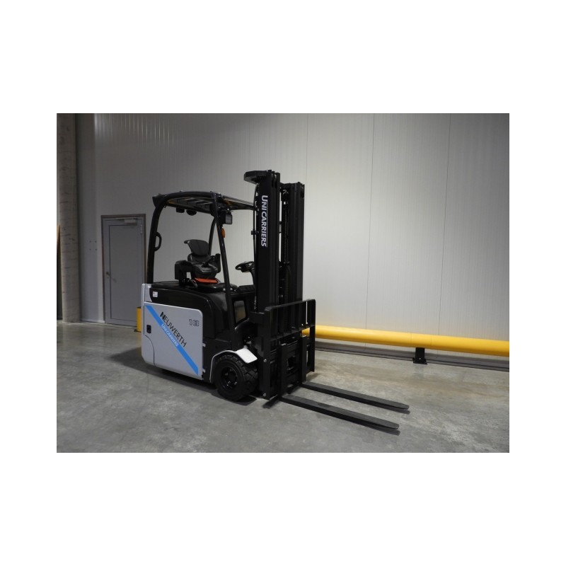 NEUWERTH Logistics SA - Atlet - TX3-18 - Chariot-élévateur électrique