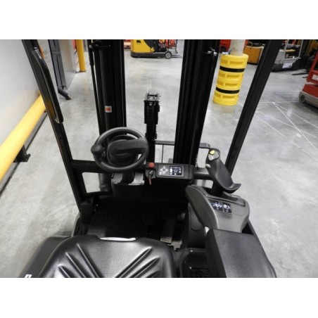 NEUWERTH Logistics SA - Atlet - TX3-18 - Chariot-élévateur électrique