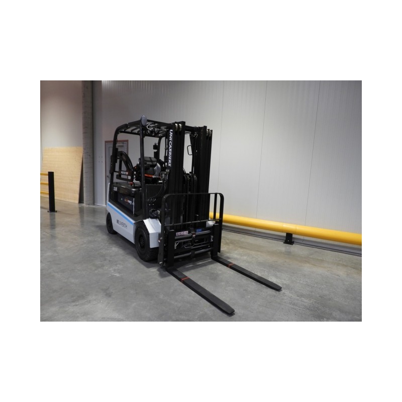 NEUWERTH Logistics SA - Atlet - EH 25L - Chariot-élévateur électrique