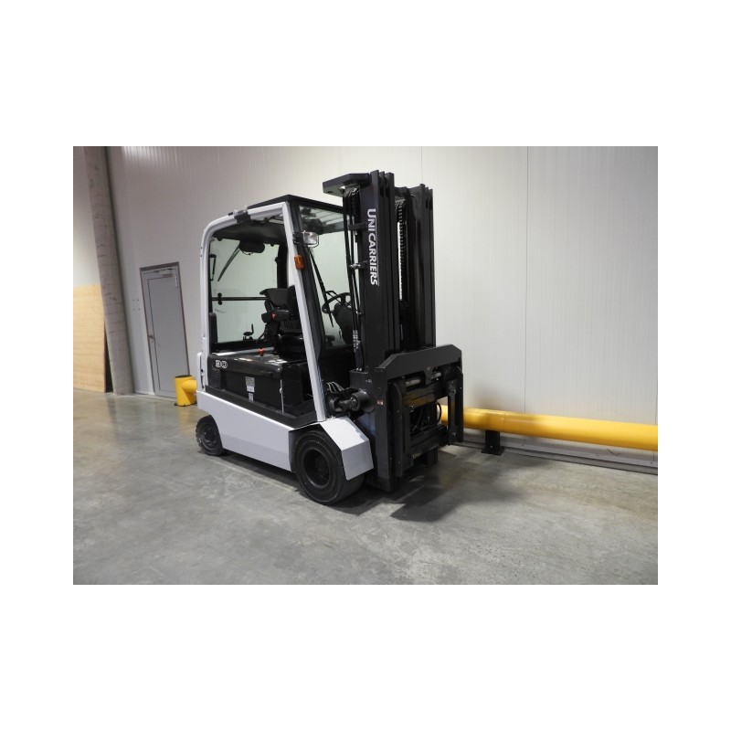 NEUWERTH Logistics SA - Atlet - EH 30 - Chariot-élévateur électrique