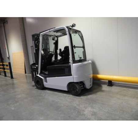 NEUWERTH Logistics SA - Atlet - EH 30 - Chariot-élévateur électrique