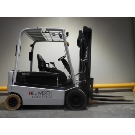 NEUWERTH Logistics SA - Atlet - EH 30 - Chariot-élévateur électrique