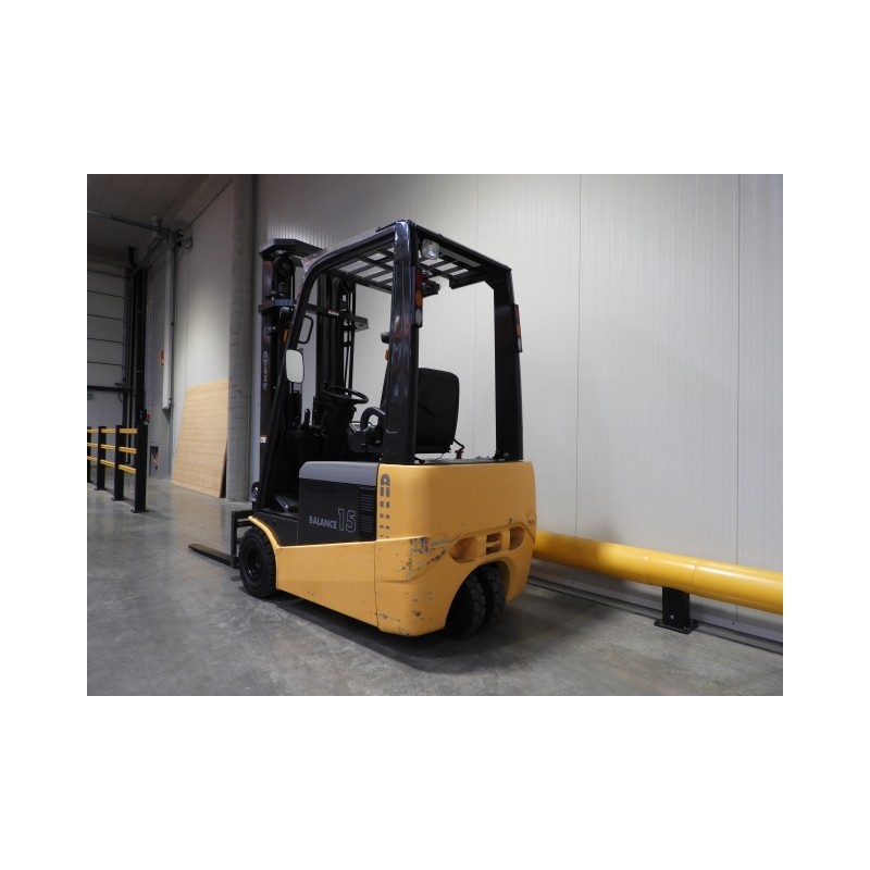 NEUWERTH Logistics SA - Atlet - ET 15L - Chariot-élévateur électrique