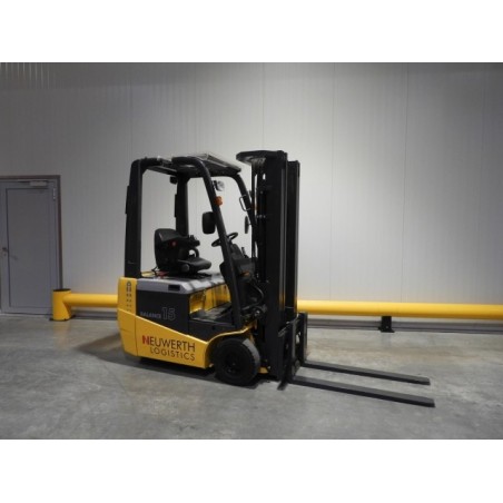 NEUWERTH Logistics SA - Atlet - ET 15 - Chariot-élévateur électrique