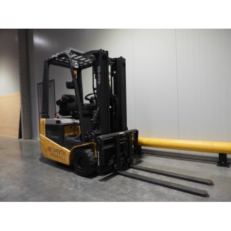 NEUWERTH Logistics SA - Atlet - ET 15 - Chariot-élévateur électrique