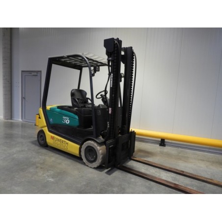 NEUWERTH Logistics SA - Komatsu - FB30H-3R - Chariot-élévateur électrique