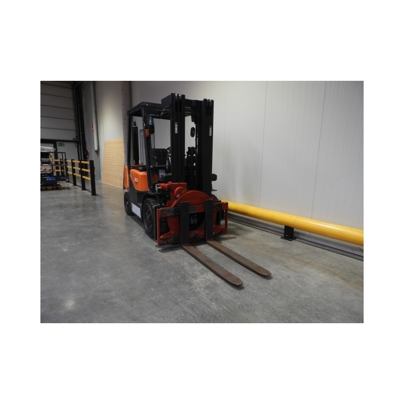 NEUWERTH Logistics SA - Doosan - d30g - Chariot-élévateur Diesel