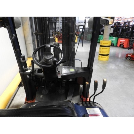 NEUWERTH Logistics SA - Heli - cpcd18 - Chariot-élévateur Diesel