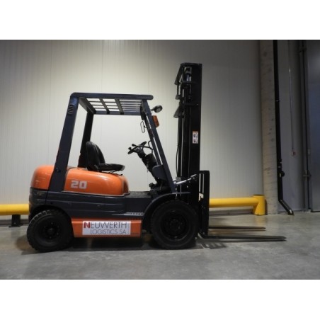 NEUWERTH Logistics SA - Toyota - 02-6FD20 - Chariot-élévateur Diesel