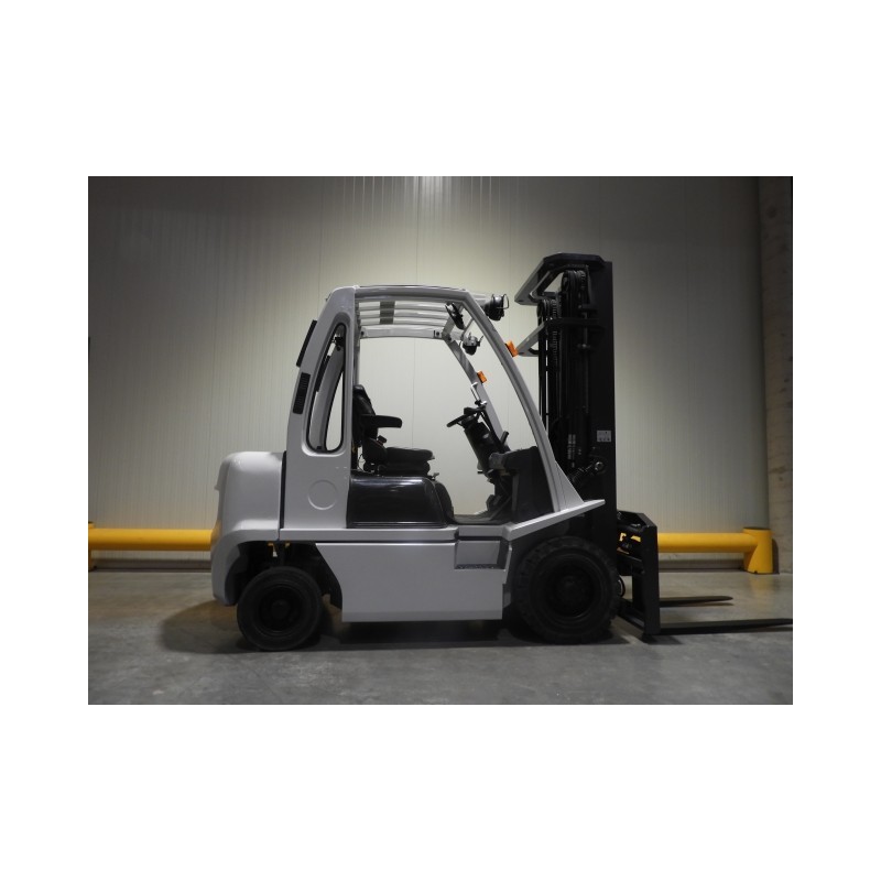 NEUWERTH Logistics SA - Atlet - DL 25 - Chariot-élévateur Diesel