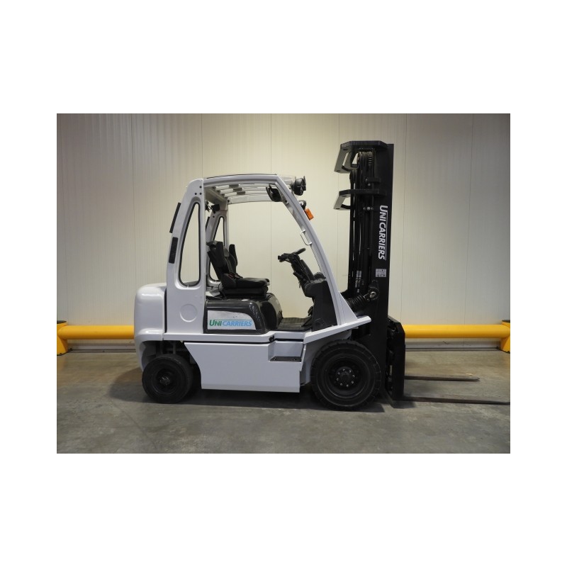 NEUWERTH Logistics SA - Atlet - DL 25 - Chariot-élévateur Diesel