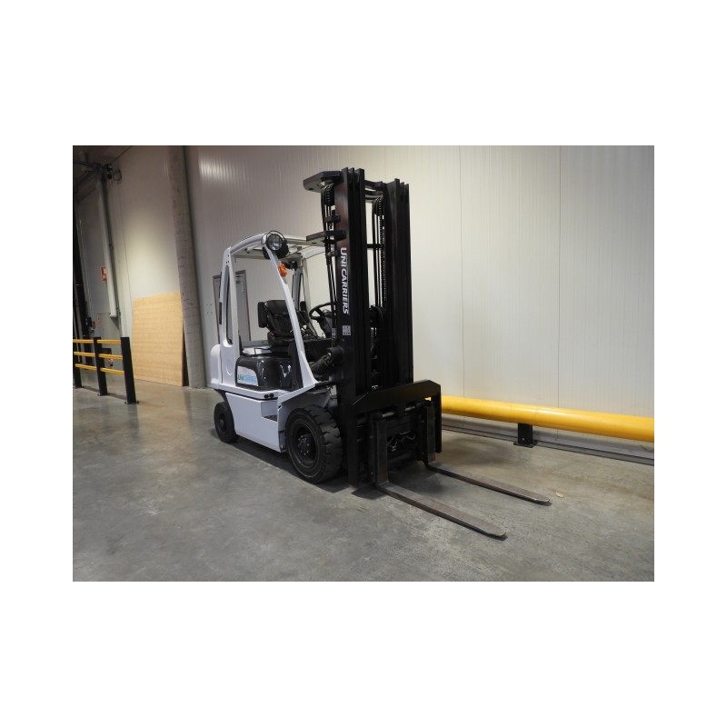 NEUWERTH Logistics SA - Atlet - DL 25 - Chariot-élévateur Diesel