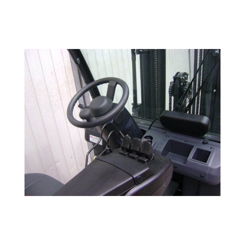 NEUWERTH Logistics SA - Atlet - dl 18 - Chariot-élévateur Diesel