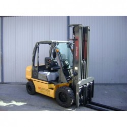 NEUWERTH Logistics SA - Atlet - DL 30 - Chariot-élévateur Diesel