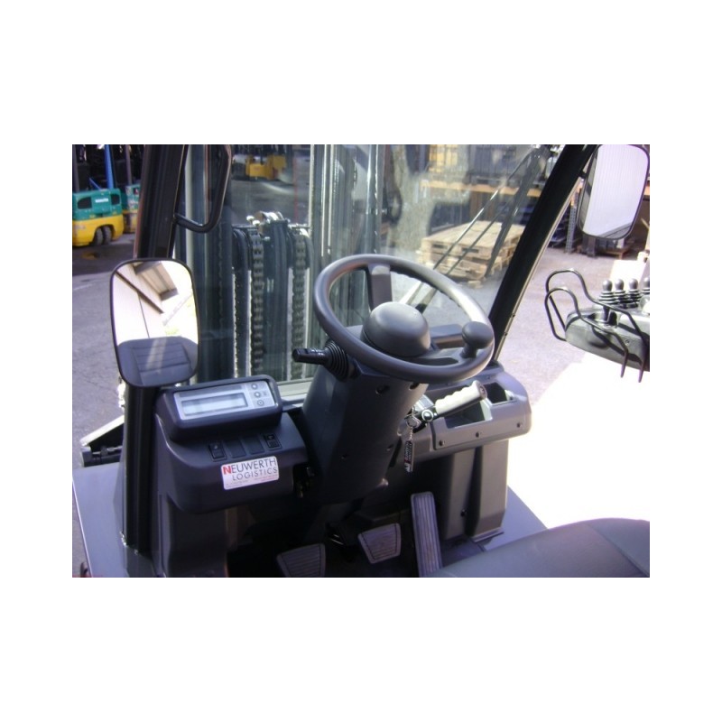 NEUWERTH Logistics SA - Atlet - DL 30 - Chariot-élévateur Diesel