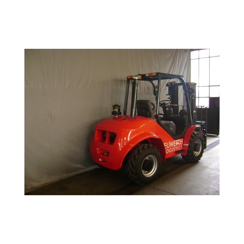 NEUWERTH Logistics SA - Neslift - CPCD25-4WD - Tout-terrain 4x4